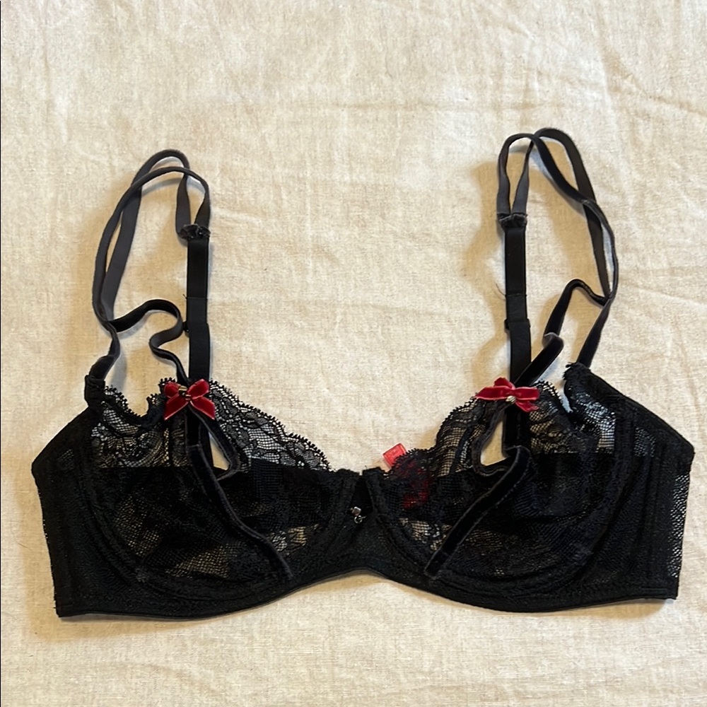 Intimissimi Black and Red Lace Lingerie Bra
